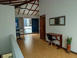 Manila Apartaestudios