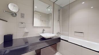 Business Bay - Damac Majestine Tower 1219a