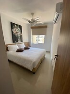 LARNACA BAY SUITES