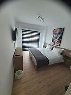 LARNACA BAY SUITES