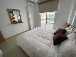 LARNACA BAY SUITES