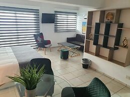 LARNACA BAY SUITES