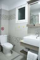 LARNACA BAY SUITES