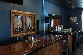 The Bala Bay Inn