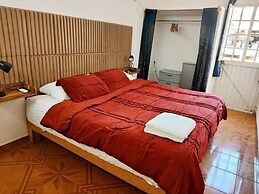 Casa Maruja Roomies House