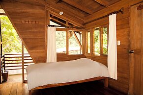 tree house lodge