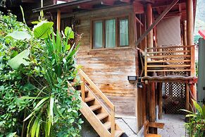tree house lodge
