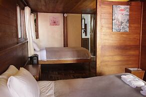tree house lodge