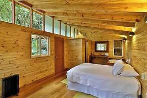 tree house lodge