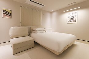 HOTEL RUGO