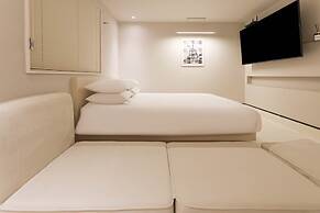 HOTEL RUGO