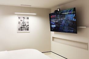 HOTEL RUGO