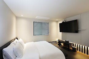 HOTEL RUGO