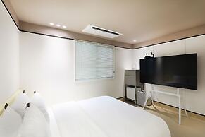HOTEL RUGO