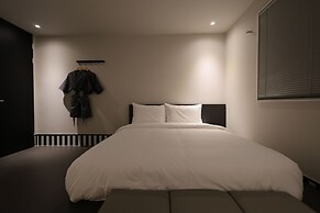 HOTEL RUGO