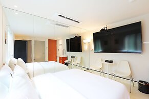 HOTEL RUGO