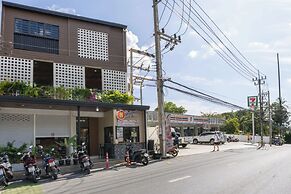 Mitsu Guesthouse, Karon Beach