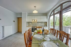 Cesar's Karst Apartments