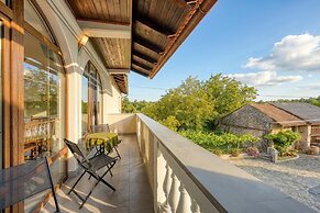 Cesar's Karst Apartments