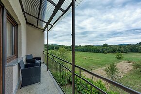 Cesar's Karst Apartments