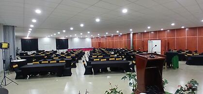 McRoyal Hotel