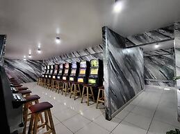 McRoyal Hotel