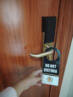 McRoyal Hotel