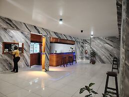McRoyal Hotel