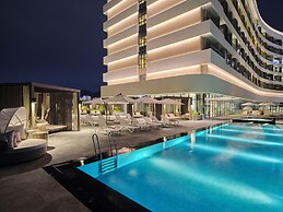 Lotte Hotel & Resort Gimhae