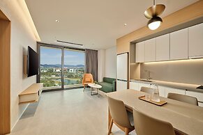 Lotte Hotel & Resort Gimhae