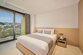 Lotte Hotel & Resort Gimhae