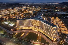 Lotte Hotel & Resort Gimhae