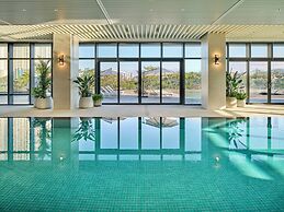Lotte Hotel & Resort Gimhae