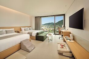 Lotte Hotel & Resort Gimhae