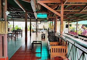 Hotel Grand Astoeti