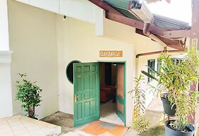 Hotel Grand Astoeti