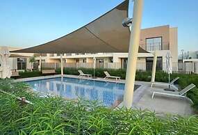 Spacious 3BHK Townhouse-Emaar South Golf