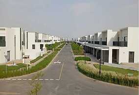 Spacious 3BHK Townhouse-Emaar South Golf