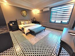 YO Hotel