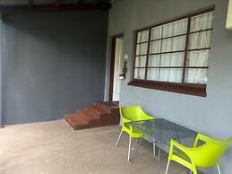 Room-busa House Self-catering Unit