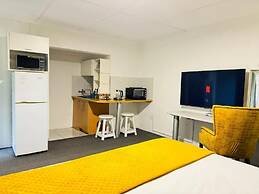 Room-busa House Self-catering Unit