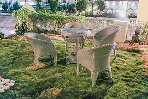 3BHK w/Pool - Sunset Palazzo by Universe Villas