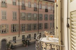 Linda Apartment 2 in Como