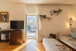 Linda Apartment 3 in Como