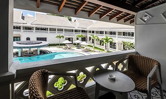 Choasis Hotel