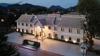 Choasis Hotel