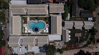Choasis Hotel