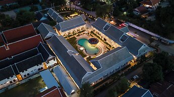 Choasis Hotel