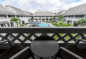 Choasis Hotel