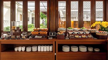 Choasis Hotel